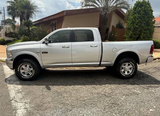RAM 2500 6.7 LARAMIE 4X4 CD I6 TURBO DIESEL 4P AUTOMÁTICO